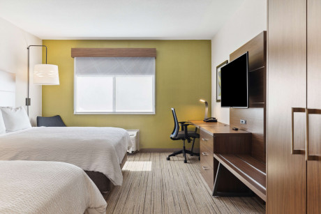 Holiday Inn Express & Suites Mountain View Silicon Valley - Guestroom