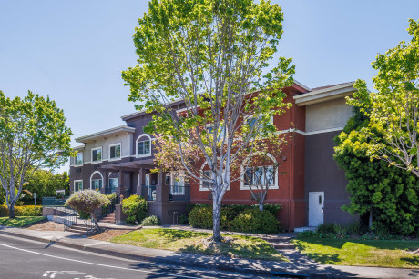 Holiday Inn Express & Suites Mountain View Silicon Valley - Exterior