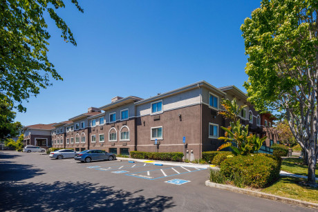 Holiday Inn Express & Suites Mountain View Silicon Valley - Exterior